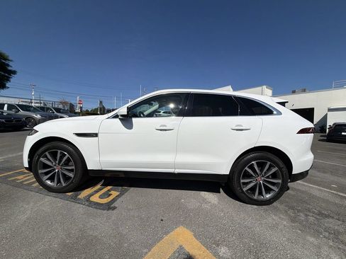 Used 2022 Jaguar F-PACE S AWD/4WD image 11