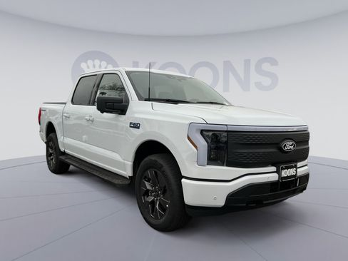 New 2025 Ford F150 Lightning Flash image 10