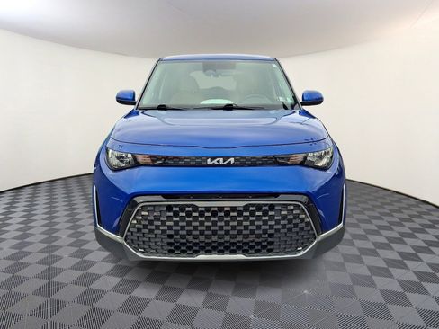 Used 2024 Kia Soul EX w/ Option Group 015 FWD image 2