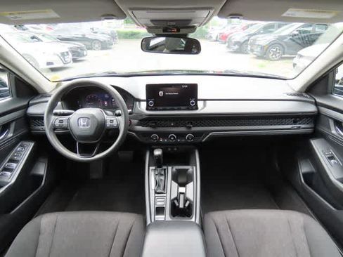 Certified 2023 Honda Accord LX image 16