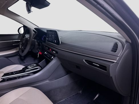 Used 2023 Hyundai Sonata SE FWD image 29