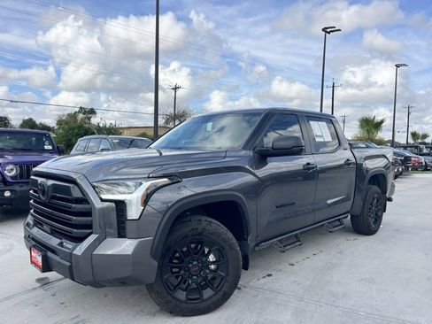 Used 2024 Toyota Tundra SR5 image 3