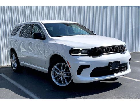 Used 2025 Dodge Durango GT AWD/4WD image 33