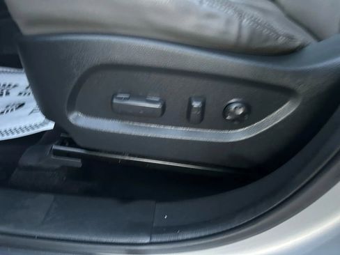 Used 2017 Hyundai Santa Fe FWD image 22