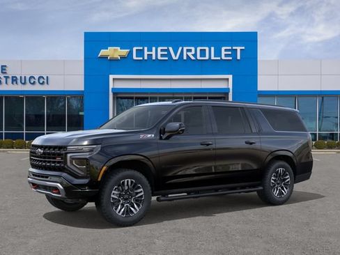 New 2026 Chevrolet Suburban Z71 w/ Z71 Off-Road Package AWD/4WD image 2