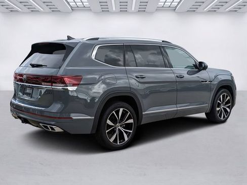Used 2025 Volkswagen Atlas SEL Premium R-Line AWD/4WD image 3