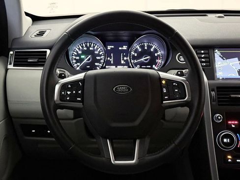 Used 2016 Land Rover Discovery Sport SE image 30