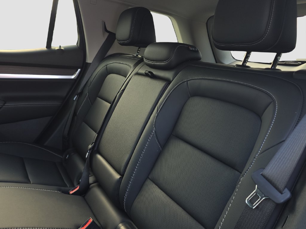 New 2027 GMC Terrain Denali w/ LPO, Floor Liner Package AWD/4WD image 12