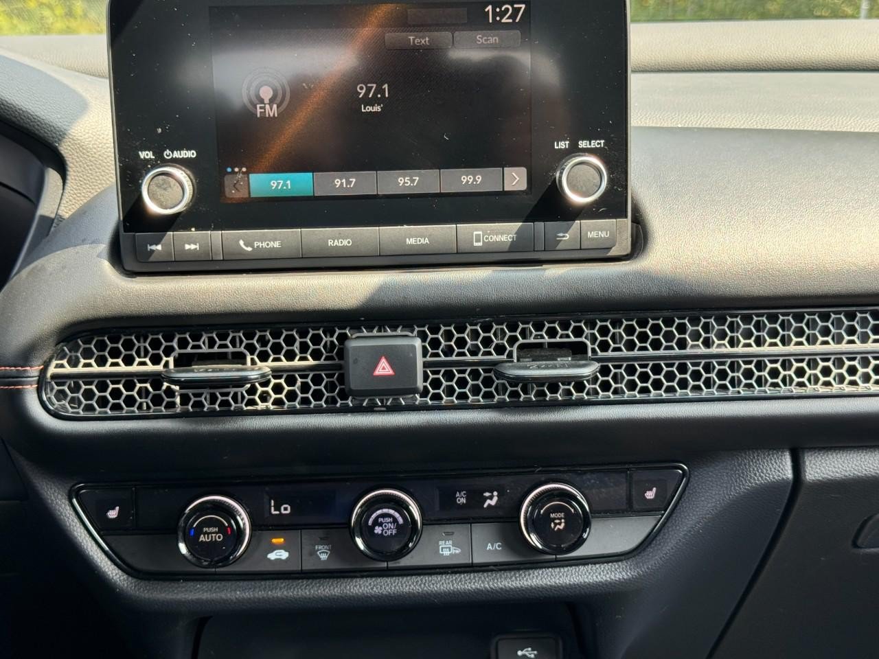 Certified 2023 Honda HR-V Sport image 15
