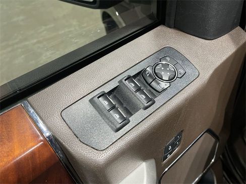 Used 2020 Ford F150 King Ranch image 19