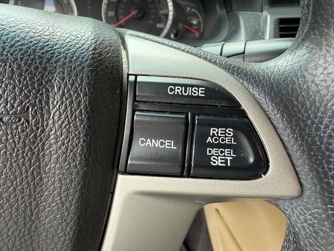 Used 2010 Honda Accord LX-S image 17