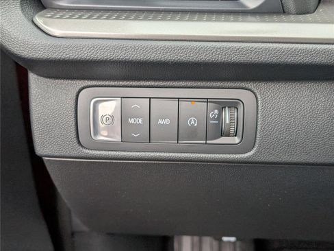 New 2026 Chevrolet Traverse LT w/ Driver Confidence Package image 18