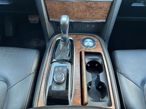 Used 2023 Nissan Armada SL image 26