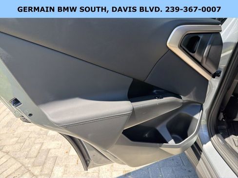 Used 2025 BMW X3 xDrive30i w/ Premium Package image 17