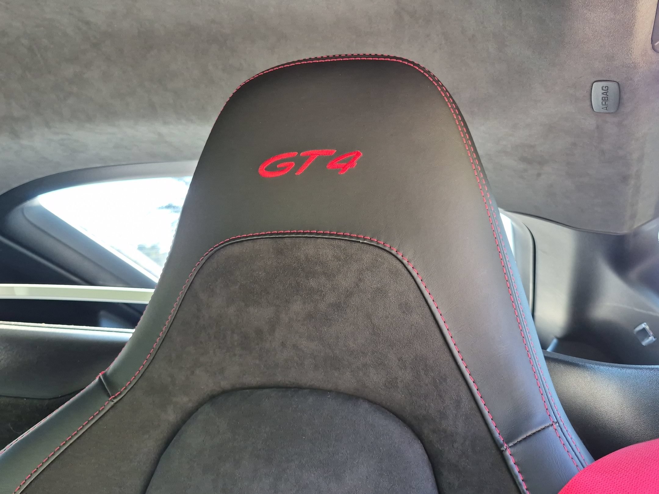 Certified 2020 Porsche 718 Cayman GT4 RWD image 6