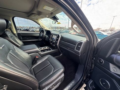 Used 2021 Ford Expedition Max Platinum image 15