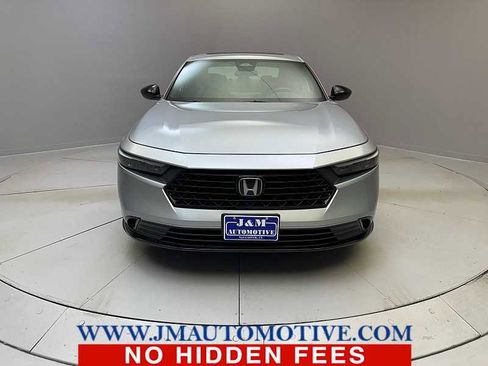 Used 2023 Honda Accord Sport image 8