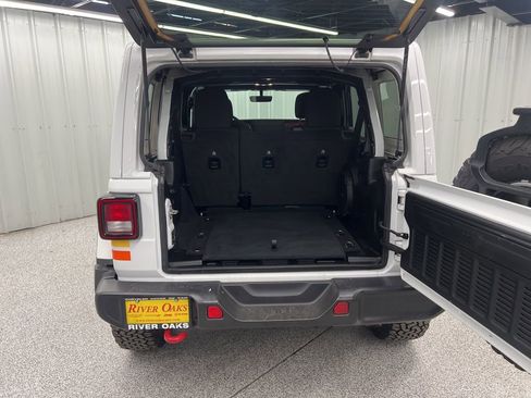 Used 2023 Jeep Wrangler Unlimited Rubicon image 9