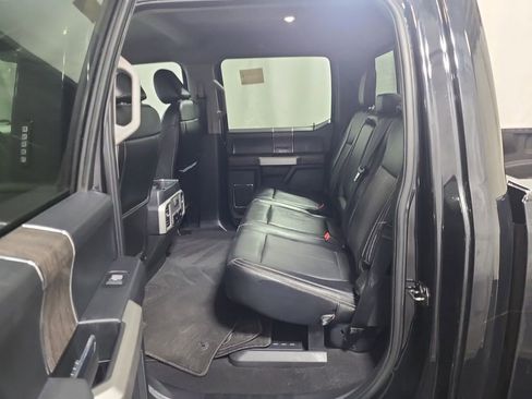 Used 2021 Ford F250 Lariat w/ FX4 Off-Road Package image 4