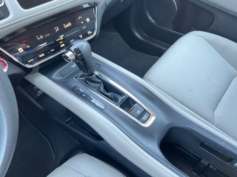 Used 2022 Honda HR-V EX image 25