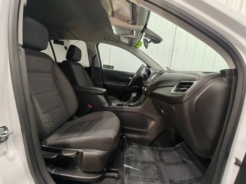 Used 2024 Chevrolet Equinox LT FWD image 20