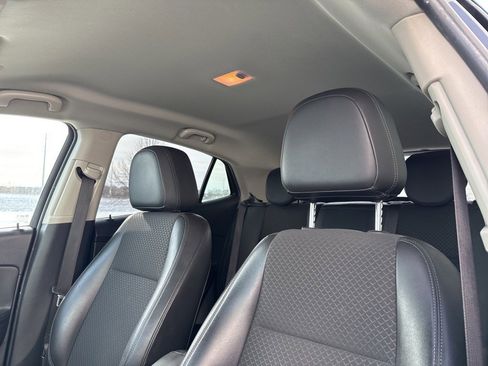 Used 2018 Buick Encore Preferred image 6