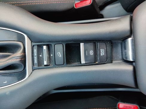 Used 2024 Honda HR-V Sport image 23