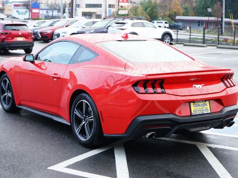 Used 2024 Ford Mustang Premium image 6