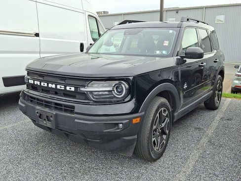 Used 2023 Ford Bronco Sport Outer Banks AWD/4WD image 2