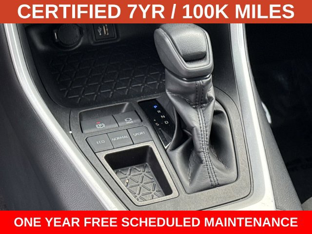 Used 2025 Toyota RAV4 LE FWD image 22