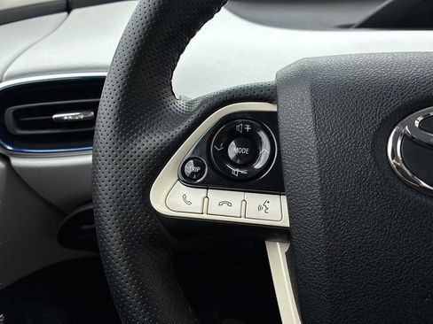 Used 2018 Toyota Prius Four Touring FWD image 24