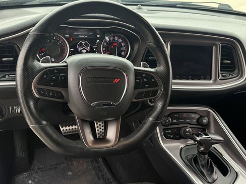 Used 2021 Dodge Challenger R/T Scat Pack RWD image 13