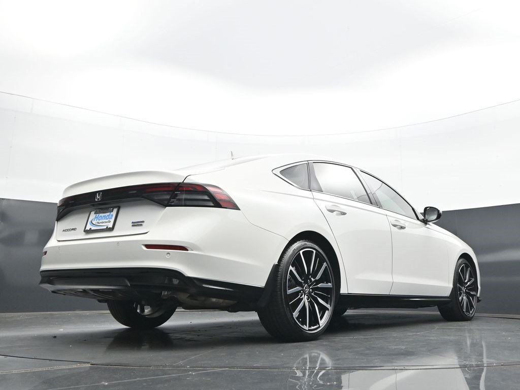 Used 2024 Honda Accord Touring image 37