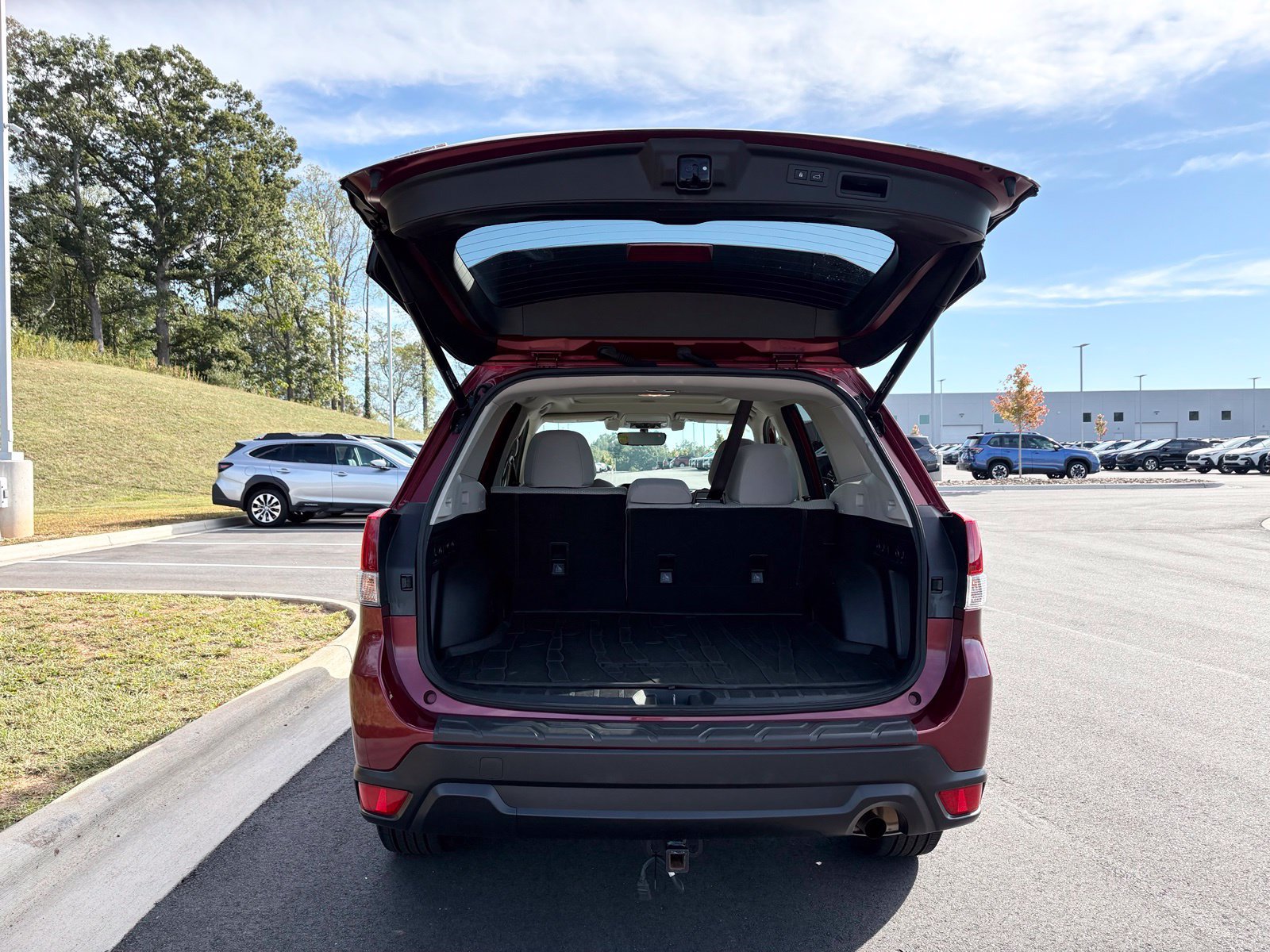 Used 2019 Subaru Forester Premium AWD/4WD image 11
