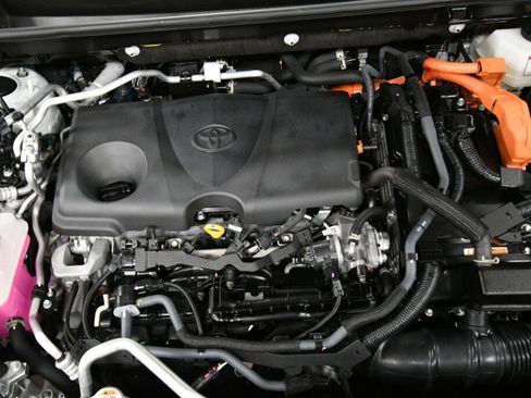 Used 2023 Toyota RAV4 XSE w/ Weather Package AWD/4WD image 35