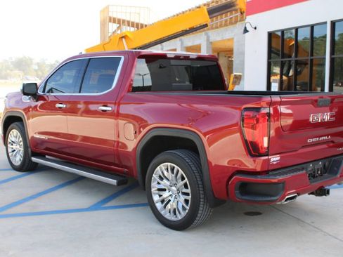 Used 2019 GMC Sierra 1500 Denali w/ Denali Ultimate Package image 3
