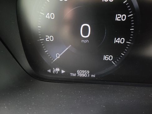 Used 2022 Volvo XC90 T6 Momentum w/ Advanced Package AWD/4WD image 29