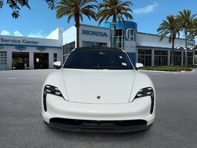 Used 2020 Porsche Taycan 4S AWD/4WD image 3