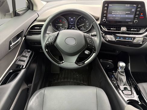 Used 2021 Toyota C-HR Limited FWD image 13