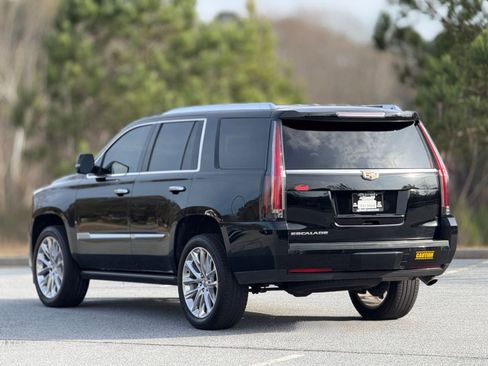 Used 2019 Cadillac Escalade Premium Luxury image 9