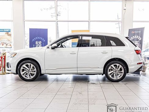 Used 2023 Audi Q7 3.0T Premium AWD/4WD image 6