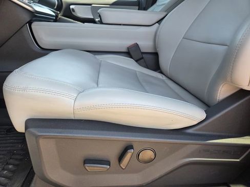 New 2026 Ford Expedition Active RWD image 11