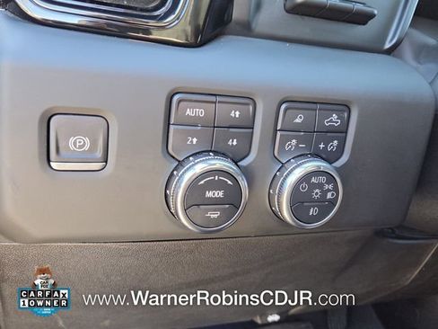 Used 2024 GMC Sierra 1500 AT4 w/ Technology Package image 28