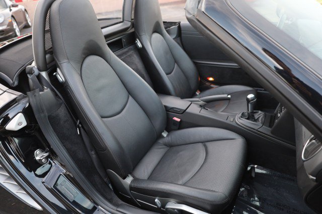 Used 2009 Porsche Boxster RWD image 40