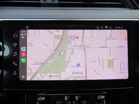 Used 2022 Audi e-tron S Prestige w/ Prestige Package image 12