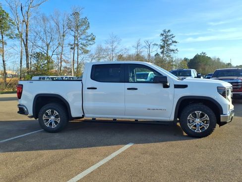 New 2026 GMC Sierra 1500 Pro w/ Pro Value Package image 3