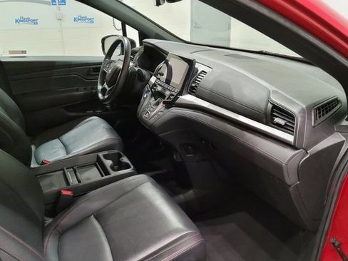 Used 2023 Honda Odyssey Sport image 17