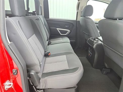 Used 2024 Nissan Titan SV w/ SV Convenience Package image 35