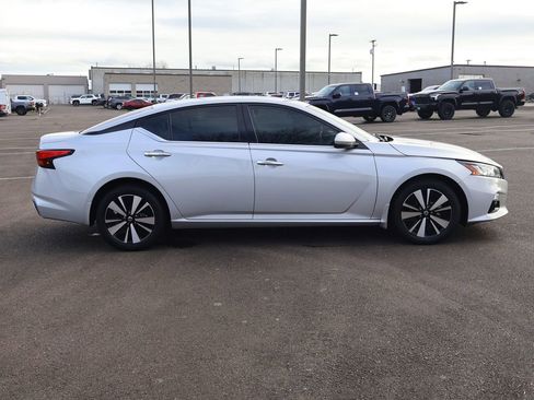 Used 2021 Nissan Altima 2.5 SL image 9