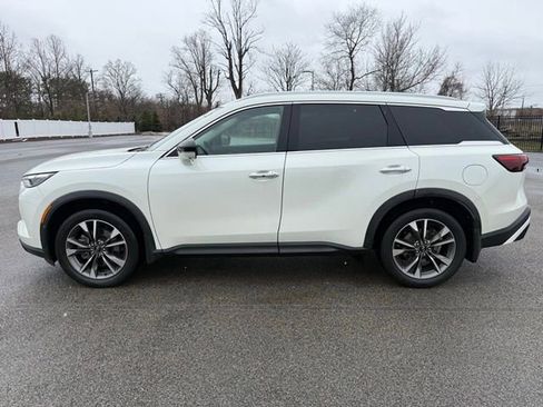 Certified 2023 INFINITI QX60 Luxe w/ Cargo Package image 4